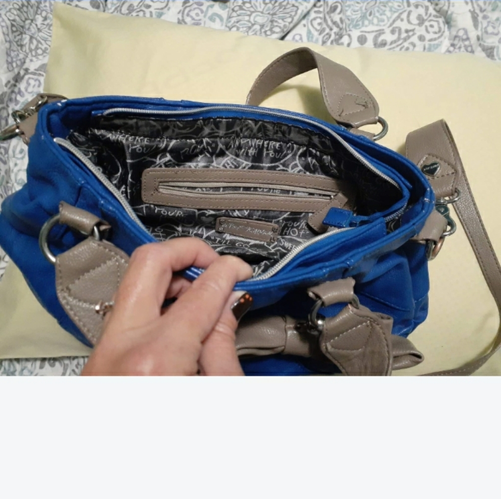 Betsy bag